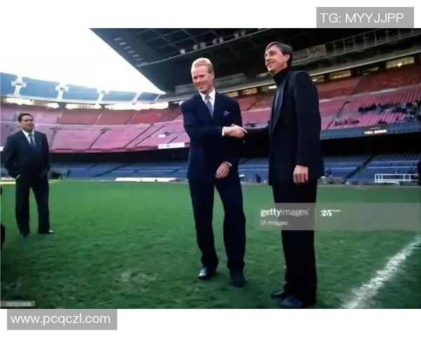 荷兰足球历史巨星的辉煌成就与传奇故事探秘